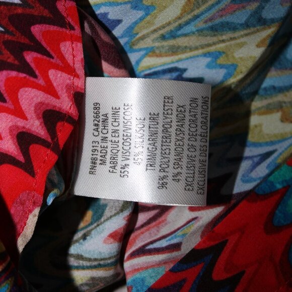 Robert Graham Womens Gabriela Chevron Print Rainbow Colorful Blouse Size Med NWT - Picture 8 of 11